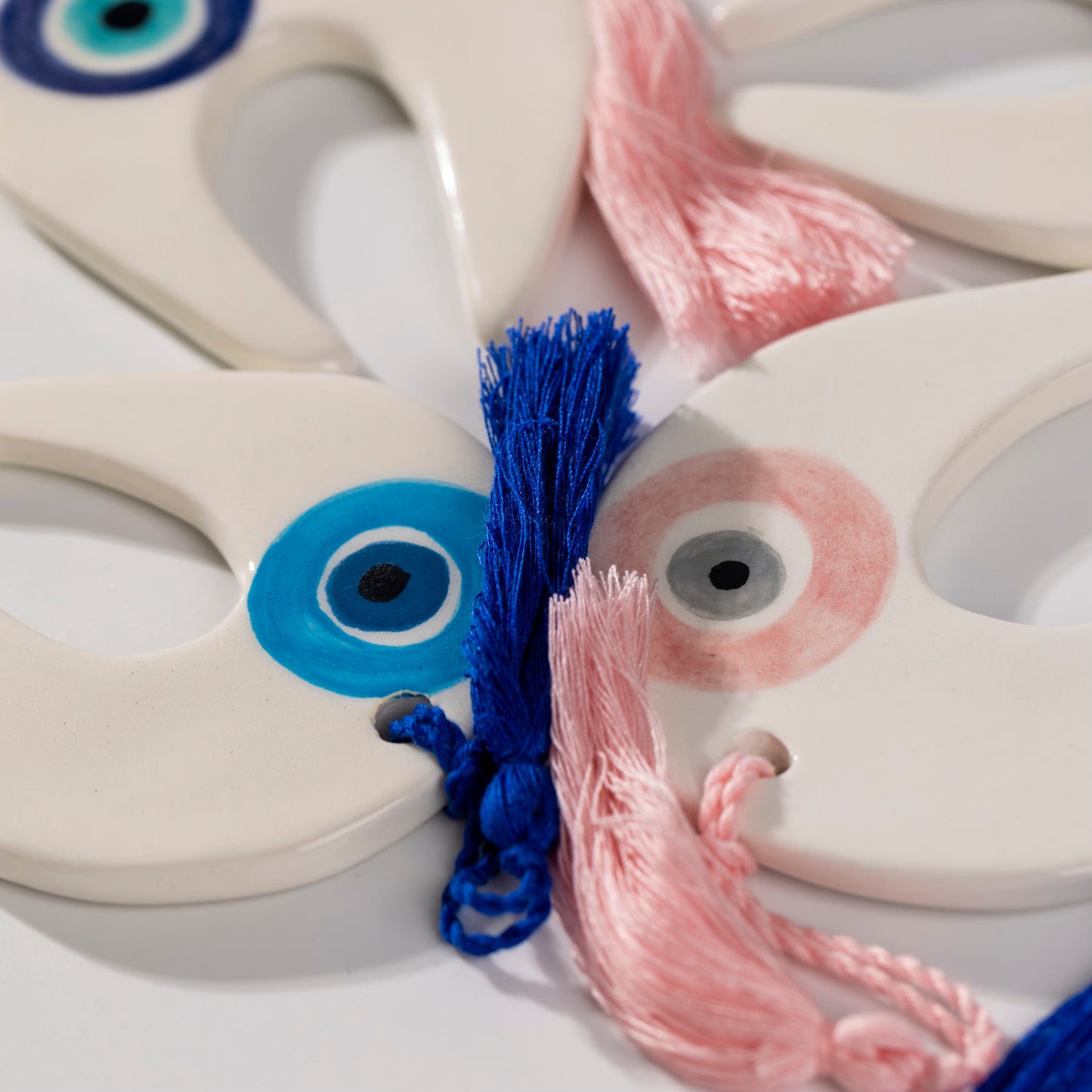 Ceramic Horse Shoe Evil Eye Lucky Charm Decor (White and Pink)