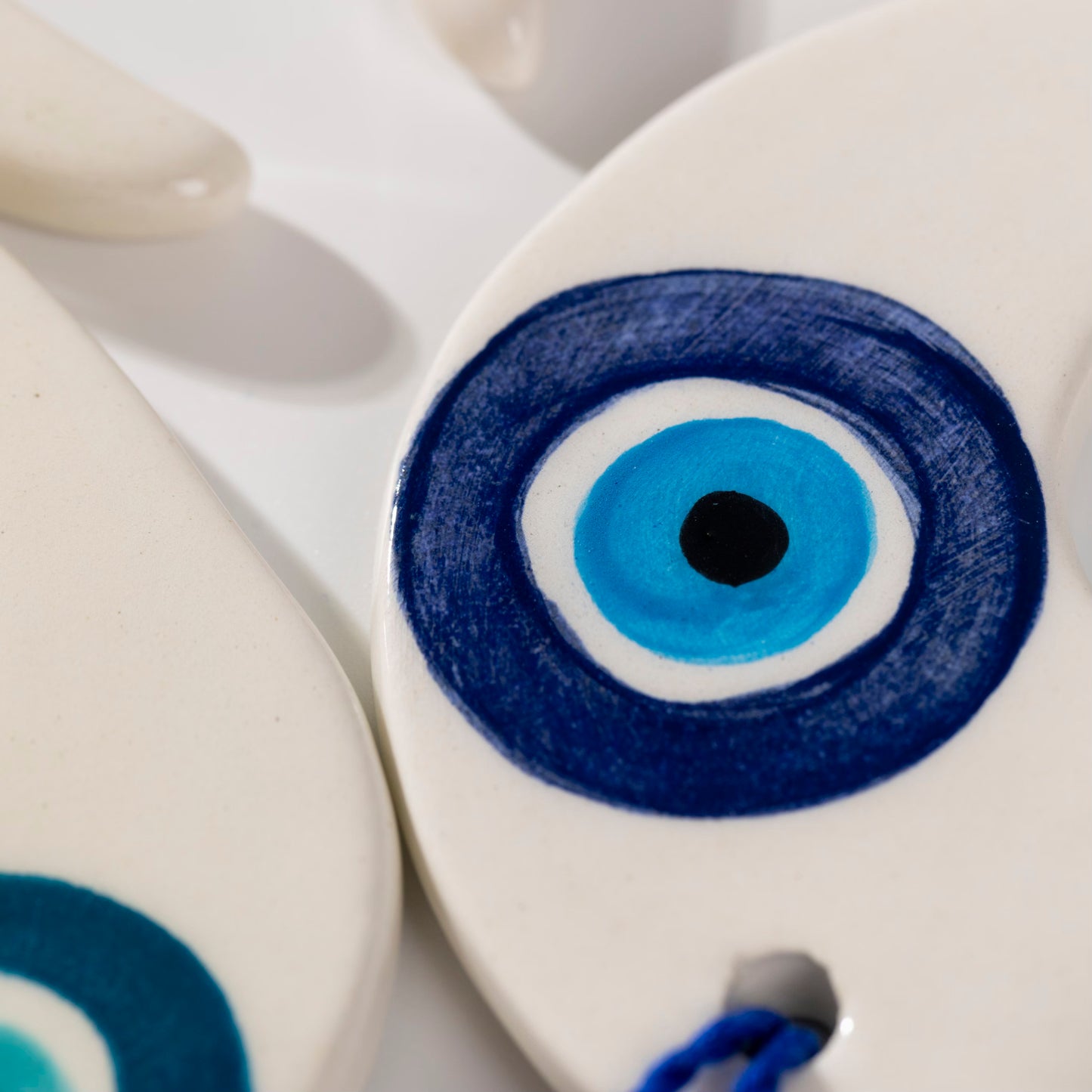 Ceramic Horse Shoe Evil Eye Lucky Charm Decor (White and Pink)