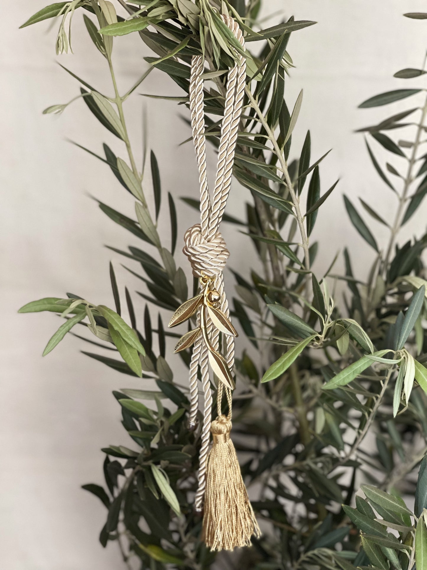 Gold Olive Branch Gouri